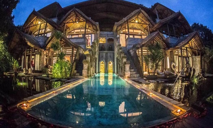 Lodtunduh Villa | Private 3 Bedroom villa - Unique Castle Design