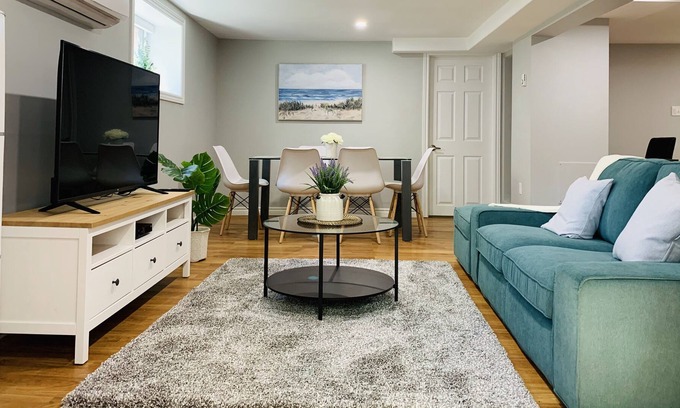South End Apartment | Private 3 bedrooms Downtown Halifax + 2 Parking + Close to Ocean