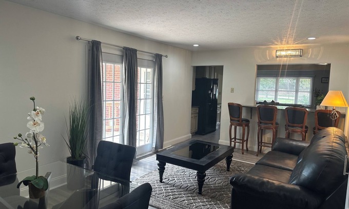 Wayne House | Private 4 BDRM- 3 BTHS house, 5 Miles from Downtown #4 ❤️