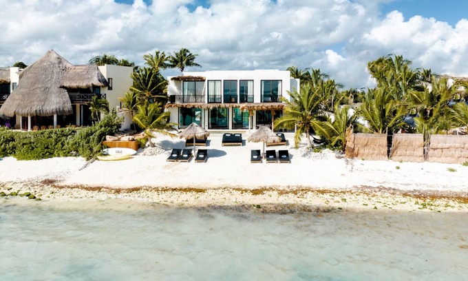 Soliman Bay Villa | Private 5 bedroom Beachfront Villa in Tulum!
