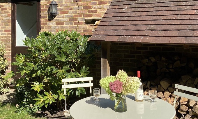 Plaistow House | Private accommodation in this quintessintially small and beautiful rural village