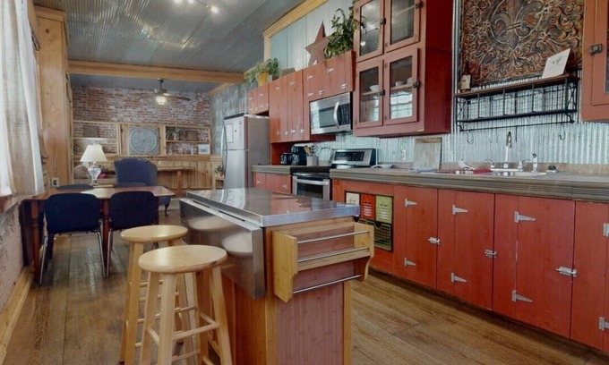 Portsmouth Apartment | Private Accomodations in Historic Boneyfiddle