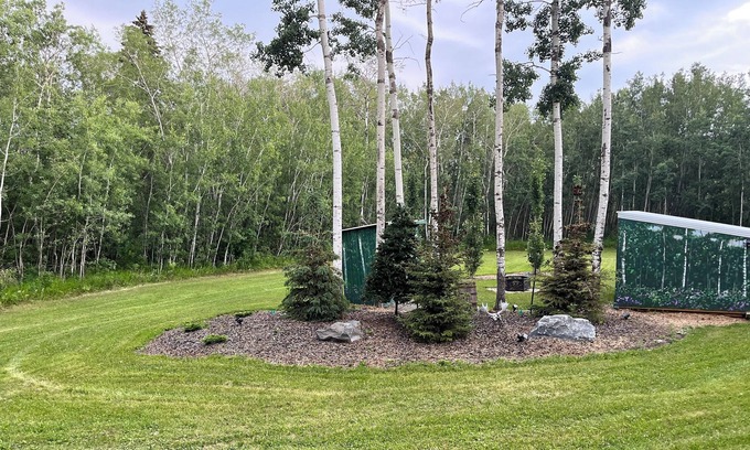 Central Alberta RV Rental | Private Acreage & private pool near AB Beach! Above and beyond exceptional!