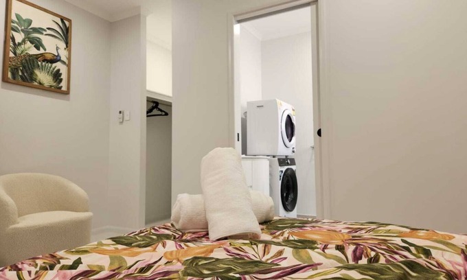 Cosgrove Apartment | Private Apartments in Cosgrove, Townsville