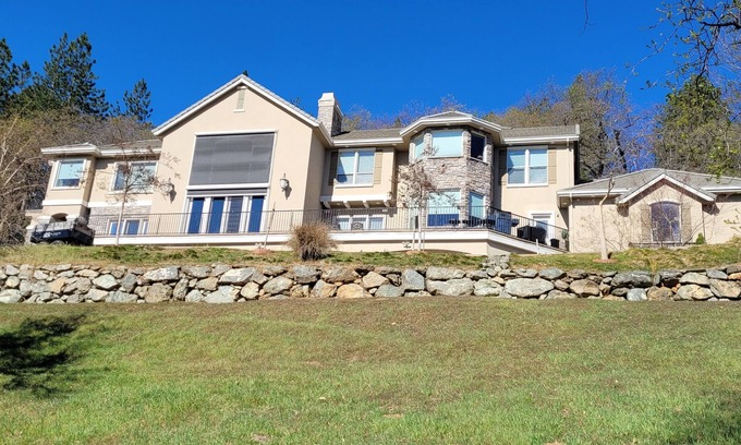 Colfax Apartment | Private apartment attached to three story hillside home