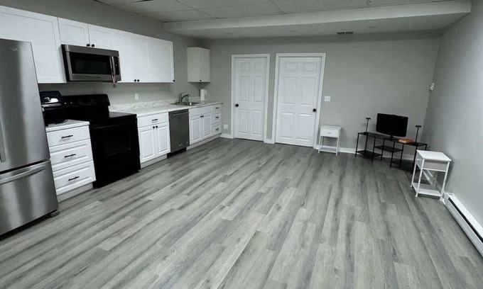 Southbury Apartment | Private Apartment in Southbury 102