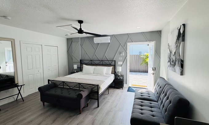 Port Saint Lucie Apartment | Private apt, king bed, laundry inside