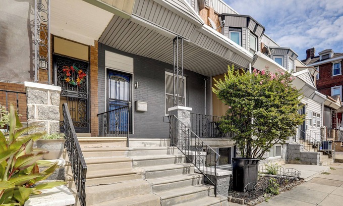 Philadelphia House | Private Backyard Jawn! Multi-Level Philly Rowhouse