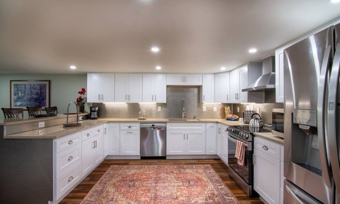 Camas House | Private Basement Unit w/Beautiful, Spacious Backyard
