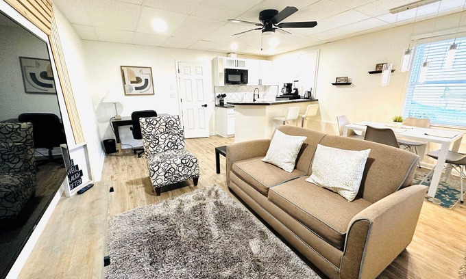 Lawrenceville Apartment | Private Basement Appartment !