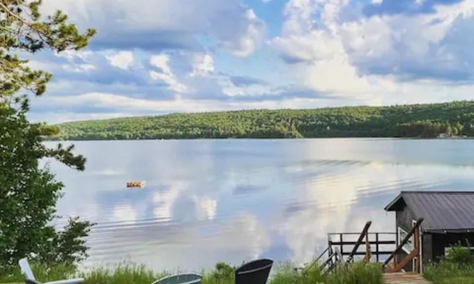 Madawaska Valley Cottage | Private Beach | Hot Tub | Sunny | 3 BDR Cottage