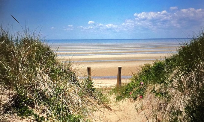 North Eastham House | Private beach on Cape Cod Bay, a true slice of heaven!