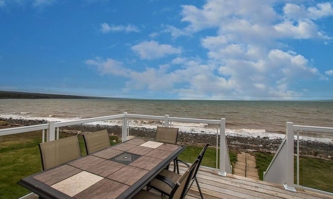 Scots Bay Cottage | Private beachfront cottage