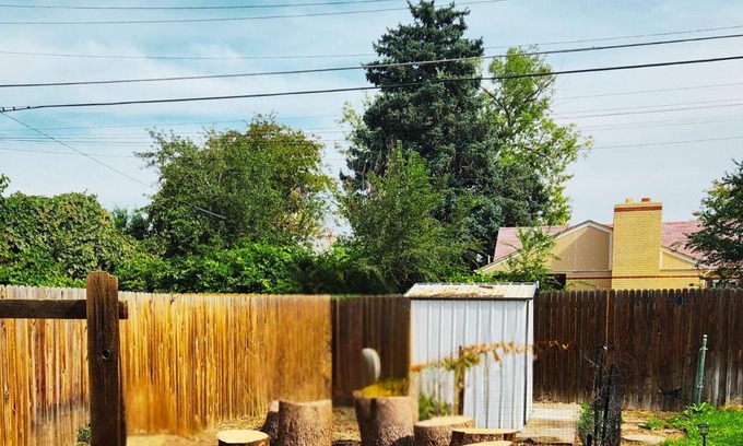 East Colfax House | Private bedroom and bathroom in Denver. Private entrance and wifi