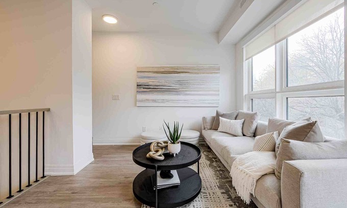 Willowdale House | Private Bedroom or Full Two-Bedroom Apartment in Prime Location