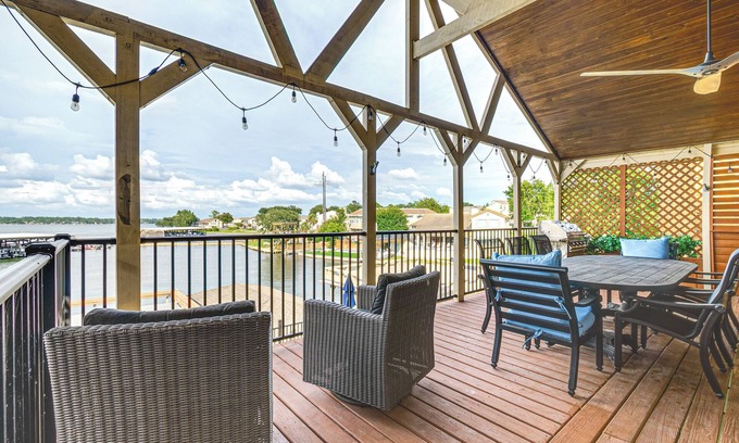 April Sound House | Private Boat Dock & Slip: Luxe Lake Conroe Gem!