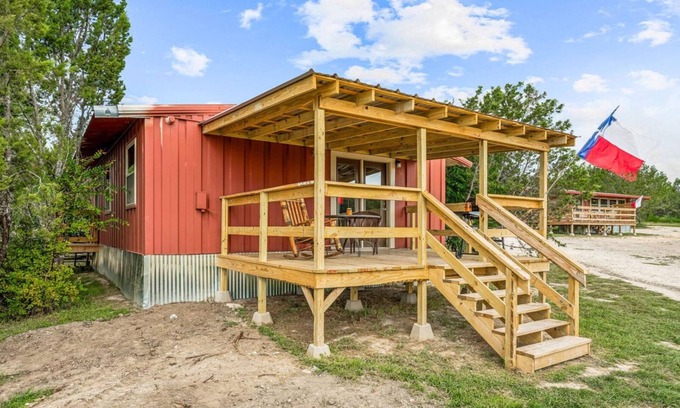 Paluxy Cabin | Private Cabin w/Full Kitchen | Scenic views