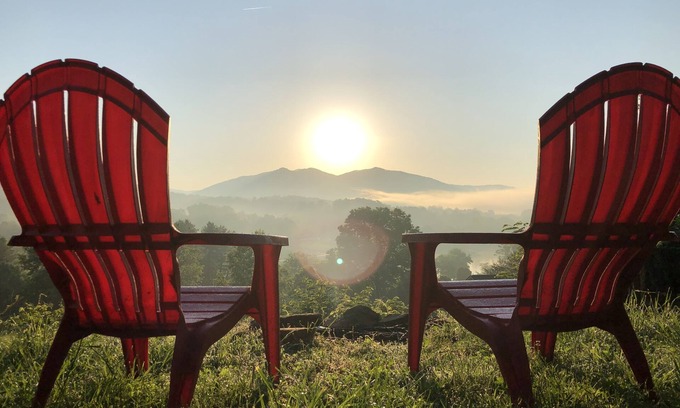 Hayesville Cabin | Private Cabin With Lake & Mtn Views, 1 Mile To Lake Access, Convenient Location!