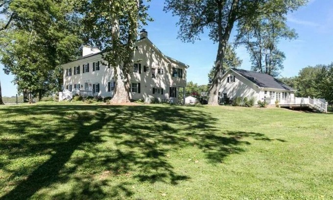 Elkton Cottage | Private Carriage House Retreat on a 33 Acre Historic Working Estate