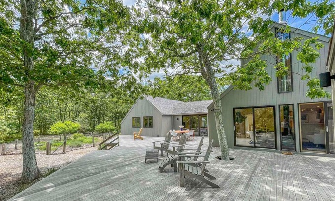 Edgartown House | Private Chappaquiddick Retreat