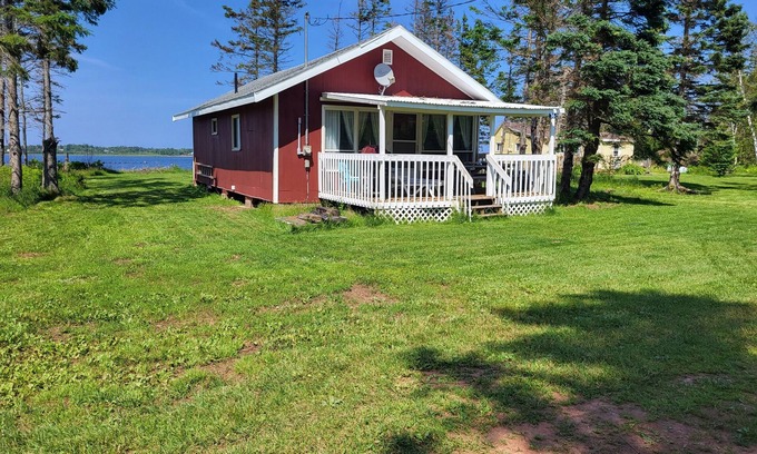 Tyne Valley Cabin | Private Comfy Cabin