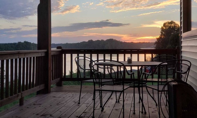 Morris Chapel Cabin | Private community boat ramp & only 20 minutes from Pickwick Dam