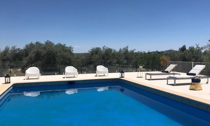 Puente Genil Villa | Private contemporary villa with large pool in own land - JULY AVAILABILITY