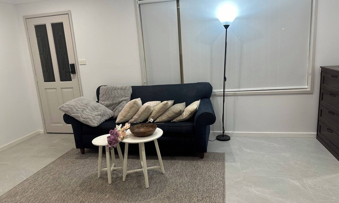 Hinchinbrook House | Private, cosy and friendly home for family or group of friends.