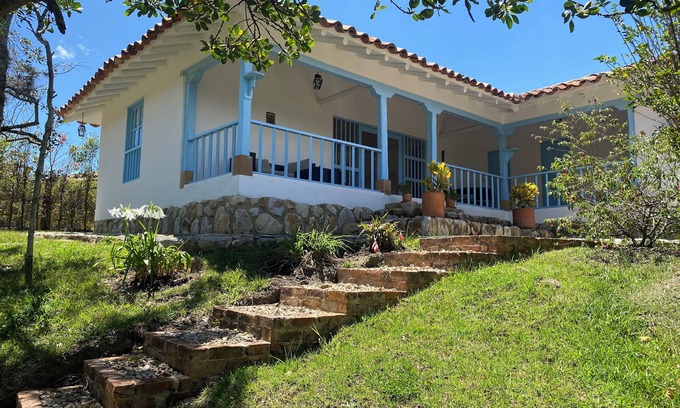 Villa de Leyva Cottage | Private cottage | Pet friendly, garden and mountain view