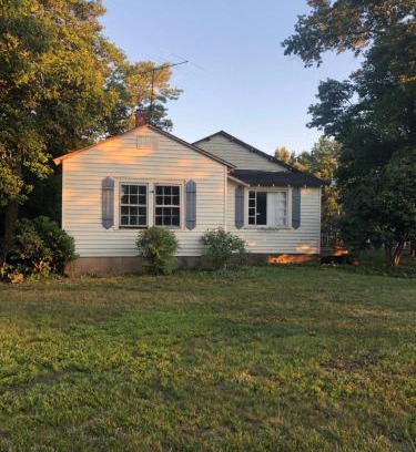 Clemmons House | Private Cottage in Rural Clemmons