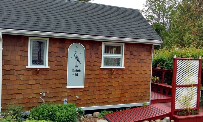Sointula Cottage | Private Cottage suitable for only 2 adults.