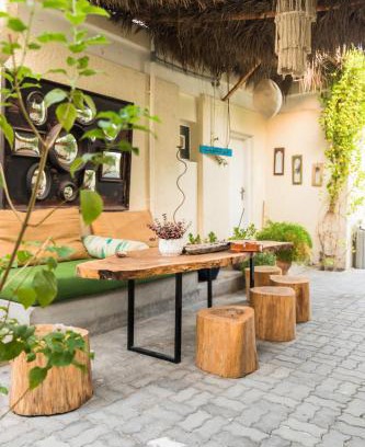 Jumeirah House | Private Cottage with bbq area 5 min walk to beach!