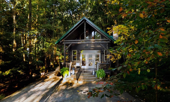 Dover Cottage | Private Cottage with Fireplace and Hottub