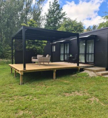 Paraparaumu House | Private Country Cottage