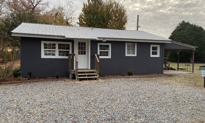 Crowville House | Private Country Farmhouse