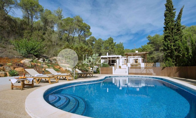 Sant Antoni de Portmany Villa | Private country villa, beach and town 6 km away, Wifi, Aircon, swimmingpool