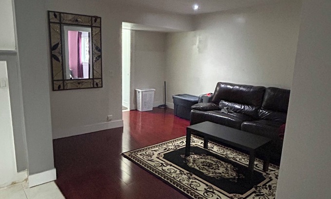 Maple Ridge House | Private & cozy 2 bedrooms suite in Maple Ridge