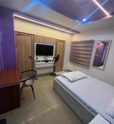 Wuse 2 Apartment | Private, Cozy, CityCentre Studio III