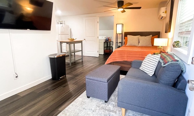 Kessler Apartment | Private Dallas/Bishop Arts Retreat