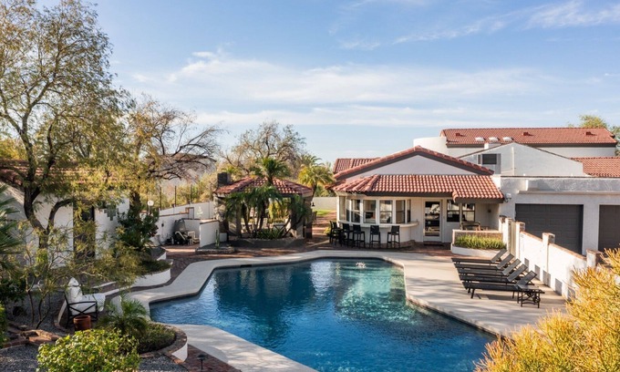 Scottsdale House | Private Desert Compound w/pickle-ball, heated pool and more!