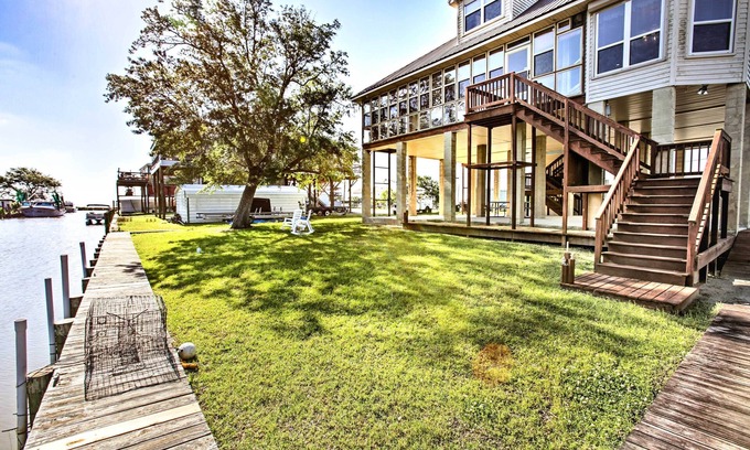 Lake Catherine House | Private Dock w/Lift: Waterfront New Orleans Home!