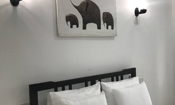 Patuwatha Bed & Breakfast | Private Double Room with Private Beach Access