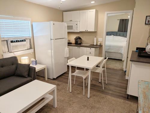 Cypress Gardens House | Private Entrance 1 Bd Guest Suite in Cypress Gardens near Legoland