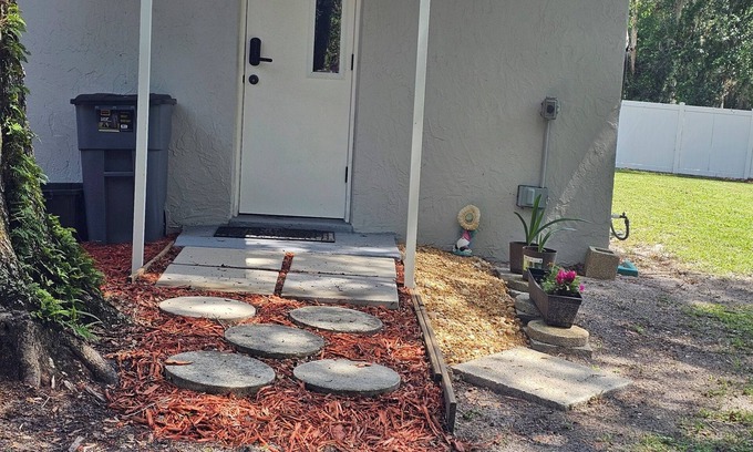 Casselberry House | Private entrance, comforts of home. 20 minutes to downtown Orlando.