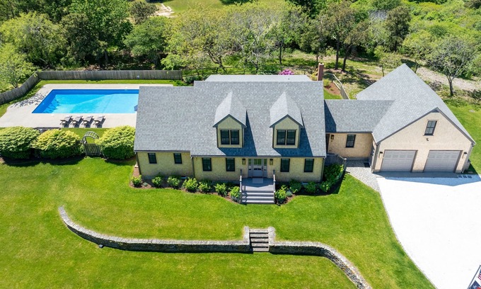 West of Town House | Private Estate with Pool on the Bike Path to Town and Cisco