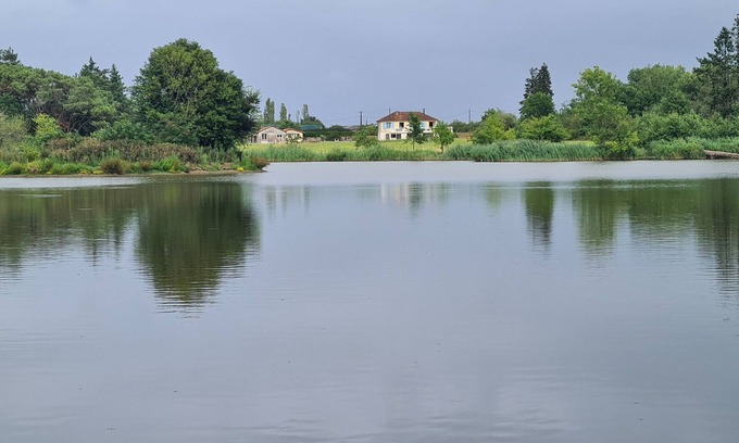 Belabre Cottage | Private Estate with Pool, Pond, and Lofts in Berry