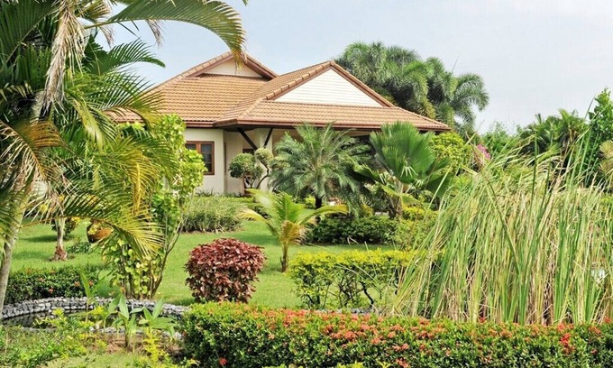 Wang Pong Villa | Private, exclusive houses in private residential areas