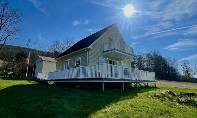 Savona House | Private Family Home on 12.5 acres in the Finger Lakes!