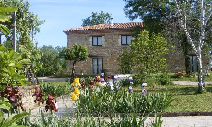 Saint-Antonin Noble Val House | Private hamlet in the heart of nature for 23 people, all comforts with swimming pool