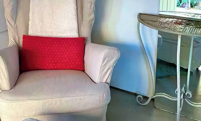 Golden Gate Cottage | Private Garden Cottage